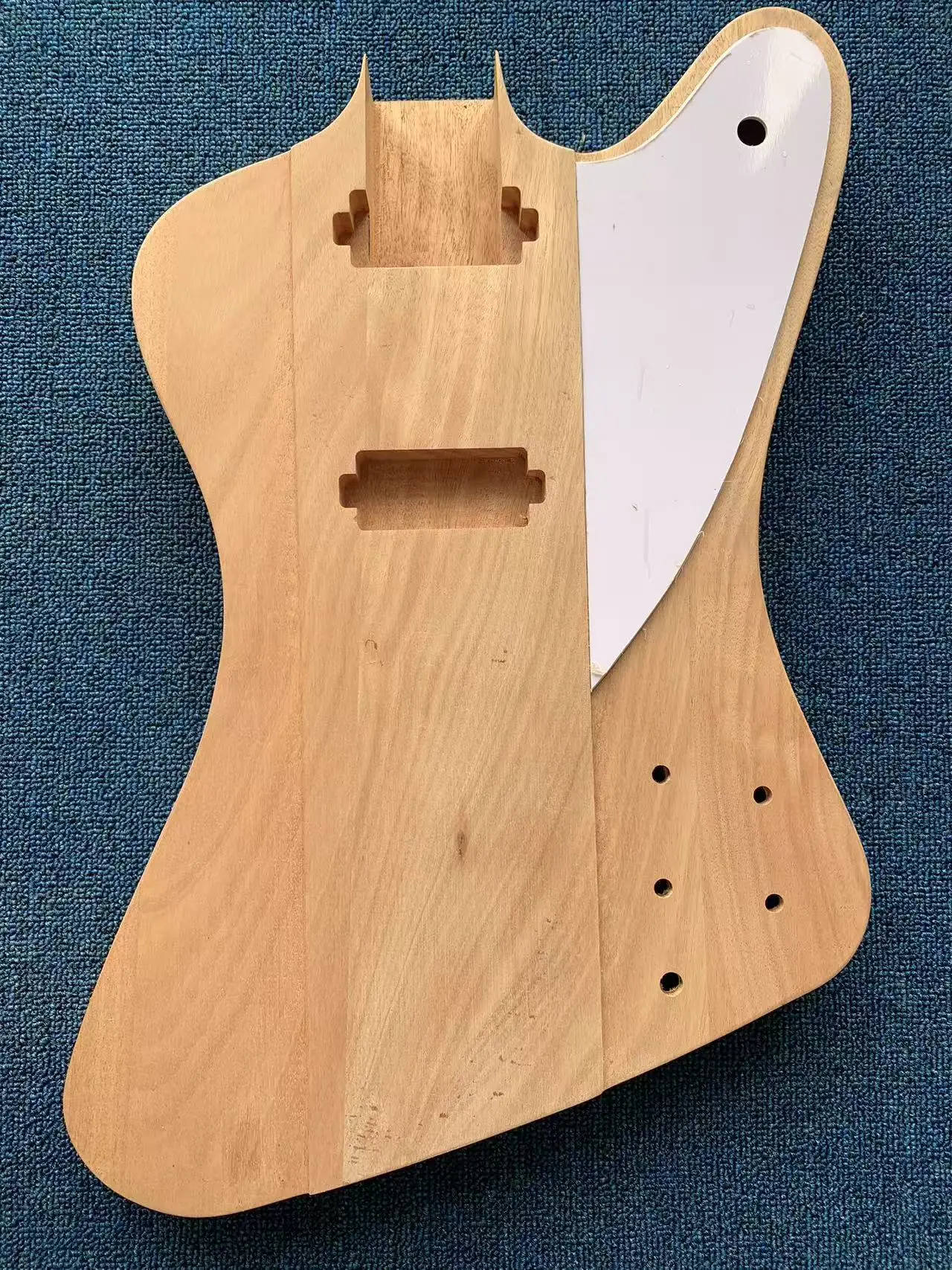مجموعات الغيتار الكهربائي Firebird DIY