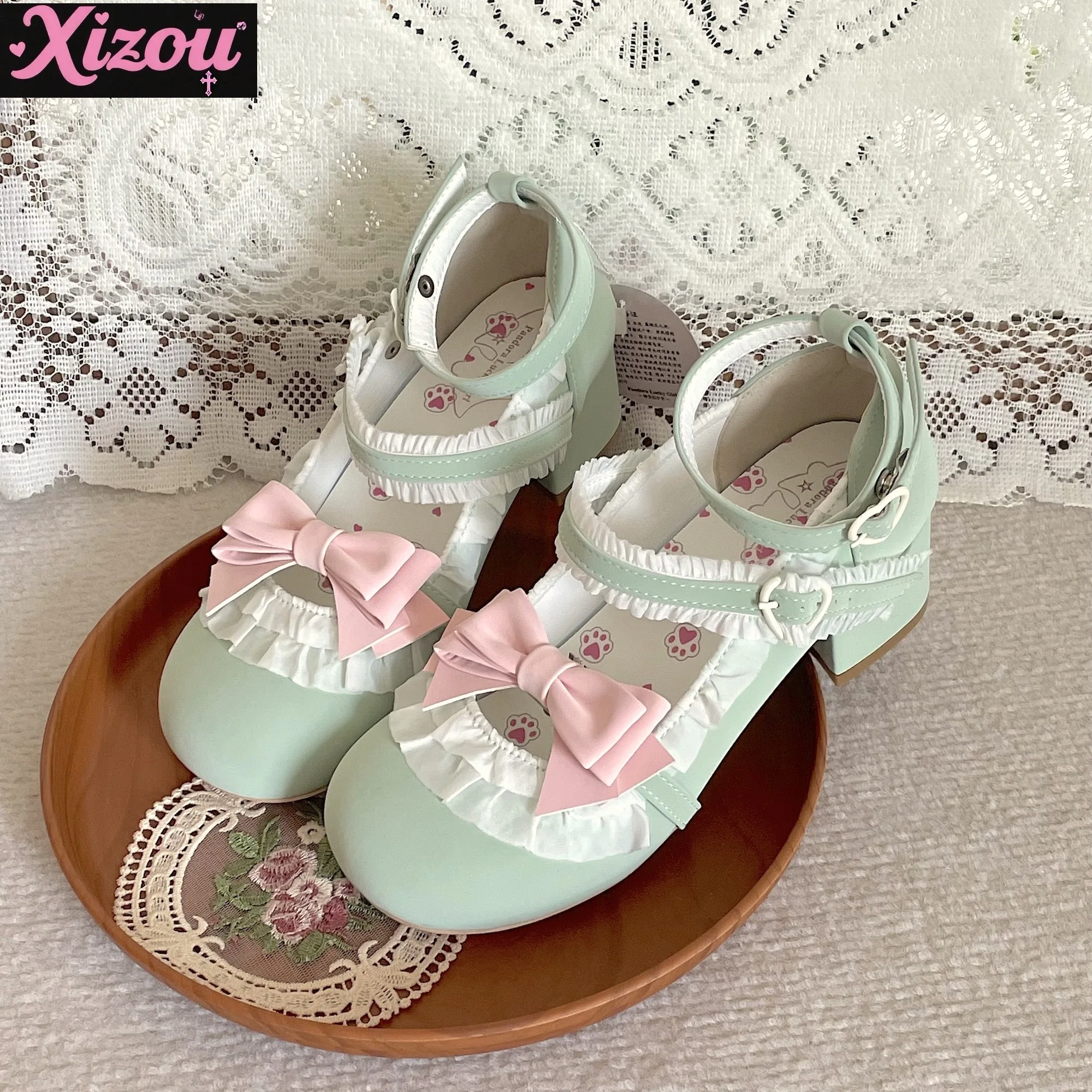 اليابانية الأصلية الحلو ولطيف فتاة لوليتا أحذية دمية الشعور متوسطة الكعب أحذية السيدات القوس القديم الدانتيل عالية الكعب للنساء