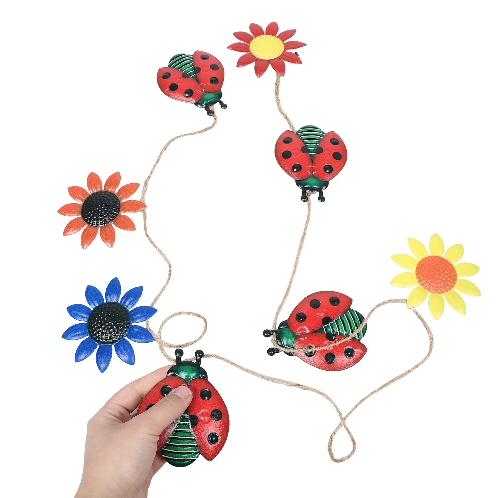 Metal Floral Ladybug Wall Hanging Decor Rustic Farmhouse Spring Ornament for Bedroom Living Room Garden Patio Sunroom Wall Art