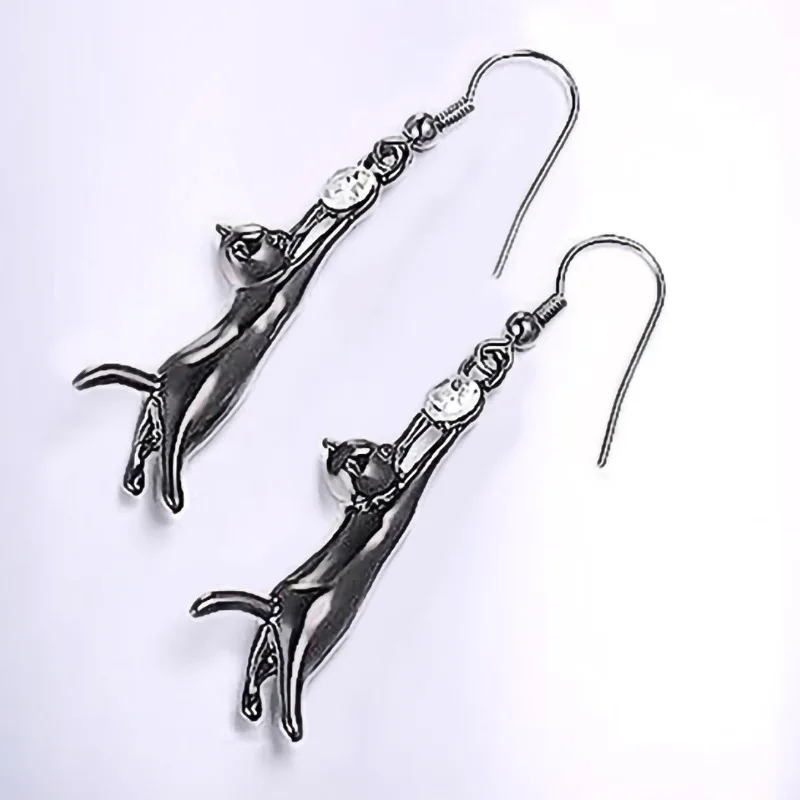 2024 New Cute, Fun, Naughty Cat Mi Stretching Lazy Waist Earrings European and American Popular  Women's Daily Jewelry