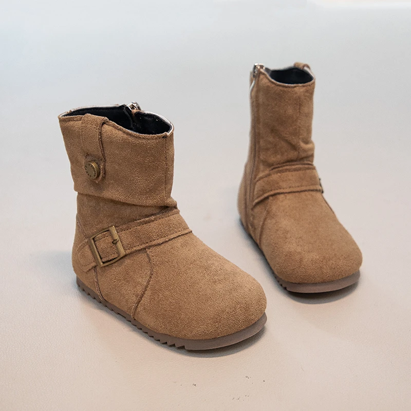 أحذية مزخرفة بإبزيم عتيق للأطفال لخريف وشتاء 2025 النسخة الكورية للأطفال من الأحذية المستديرة لأميرة الرياح.