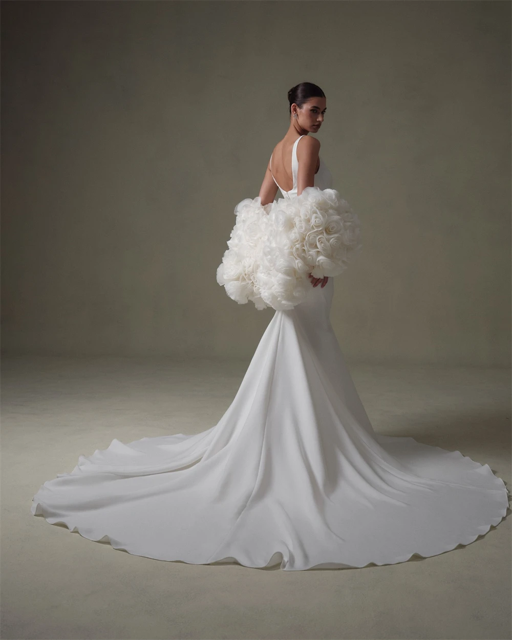 

Customized Mermaid White Jersey Wedding Dresses Dreamy Strapless Court Train Heavy Industry Wedding Dresses 2025 Bride Gowns