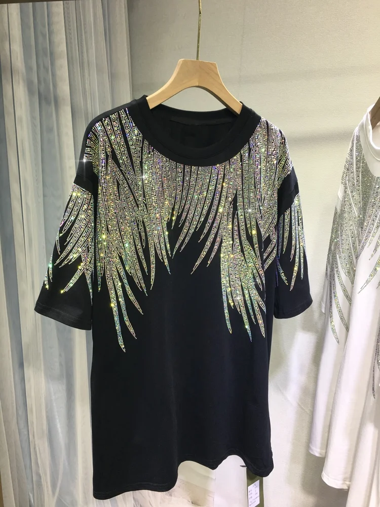 L-4XL Plus ขนาดเสื้อ Rhinestone กราฟิกเสื้อยืดหรูหราขนาดใหญ่สำหรับผู้หญิงผู้ชายฤดูร้อนฝ้ายผู้หญิงเสื้อผ้า Chubby y2K