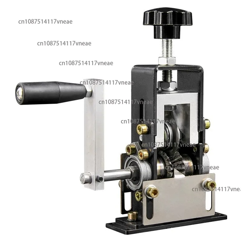 

Небольшая машина для зачистки проводов можно подключить к электрическому кривошипному проволоку. Быстрый инструмент для замены железной рамы + ручная дрель.