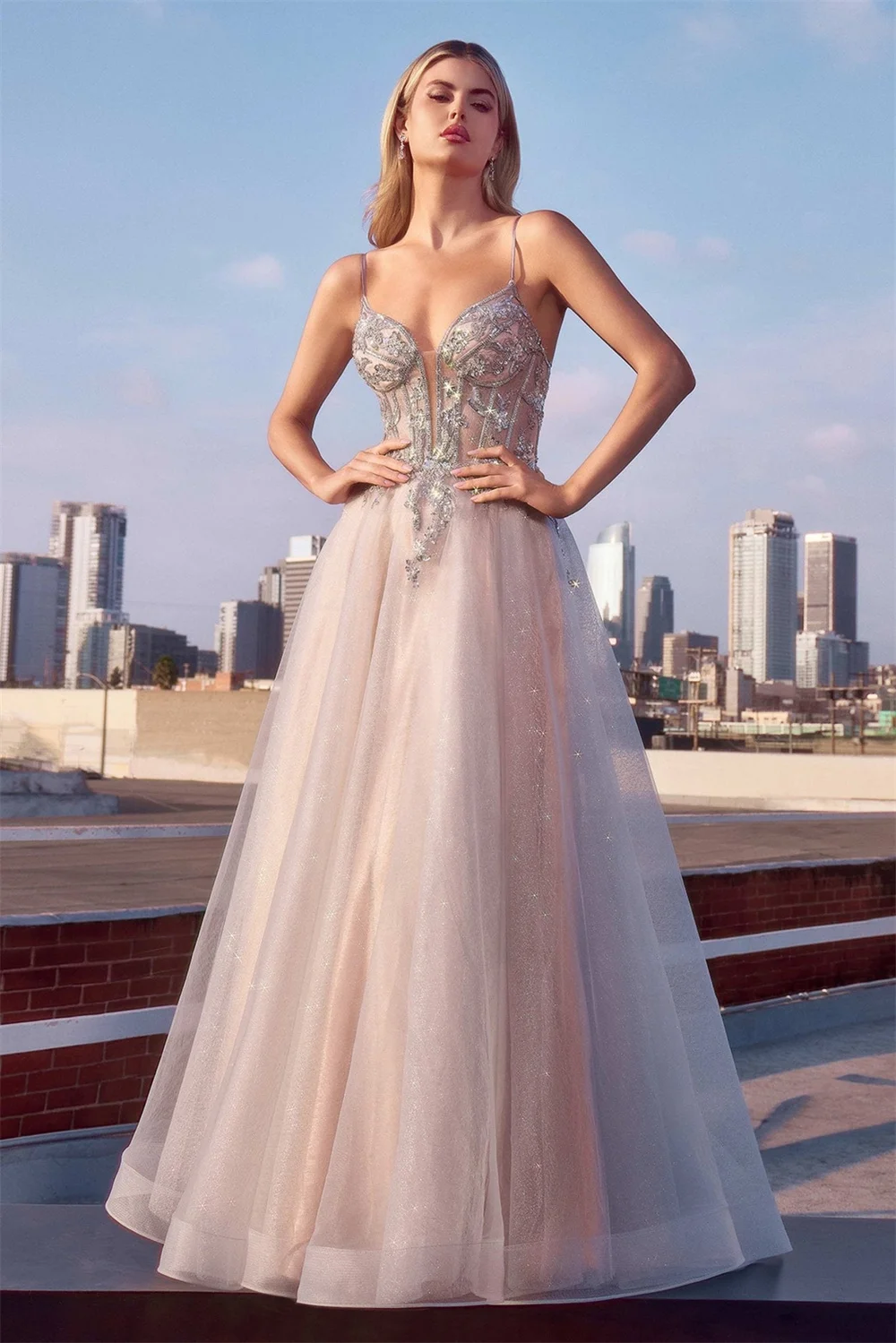 Tulle Spaghetti Straps Sweetheart Prom Dresses Sheer Corset Lace Appliques Beaded Sleeveless Evening Gowns A-line Long Ball Gown