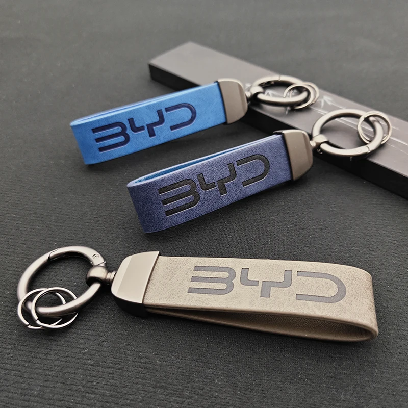 2025 سلسلة مفاتيح جلدية فاخرة للسيارة شعار BYD حلقات المفاتيح أفضل هدية لـ BYD ATTO 3 SEAL U DOLPHIN U8 U9 HAN TANG اكسسوارات السيارات