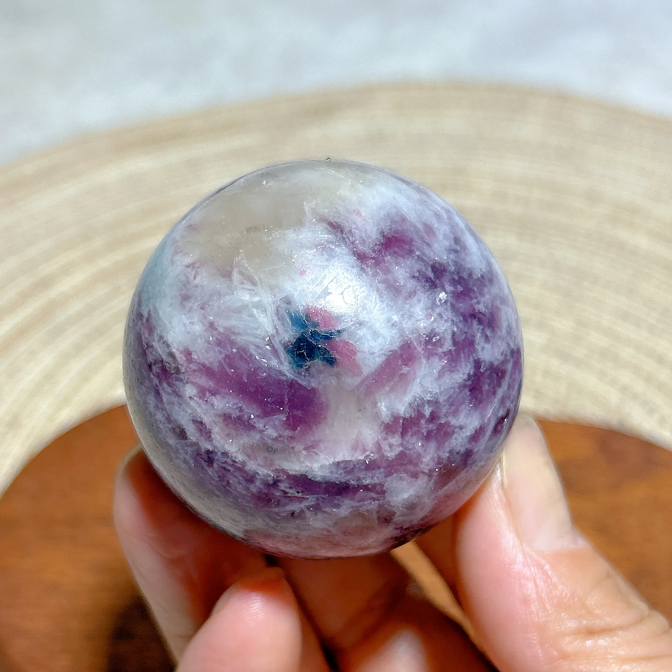 

Healing Natural Crystal Unicorn Sphere Polised Ball High Quality Gemstones Mineral Energy Reiki Home Decorations Gift
