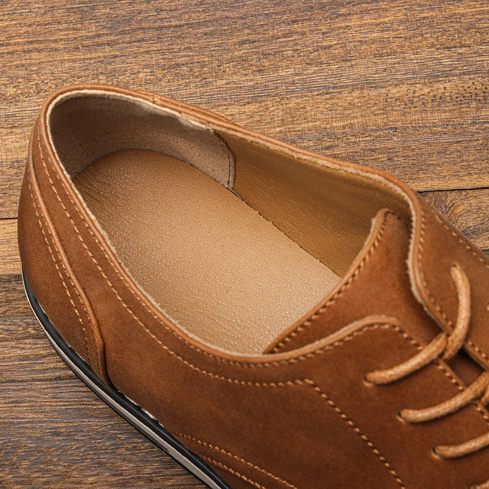 Herren-Freizeitschuhe, Alltagsschuhe für Herren, Alltagsschuhe, Herrenschuhe im Low-Top-Stil, Gummisohle, Schnürung, Mandelform. – Detail 8