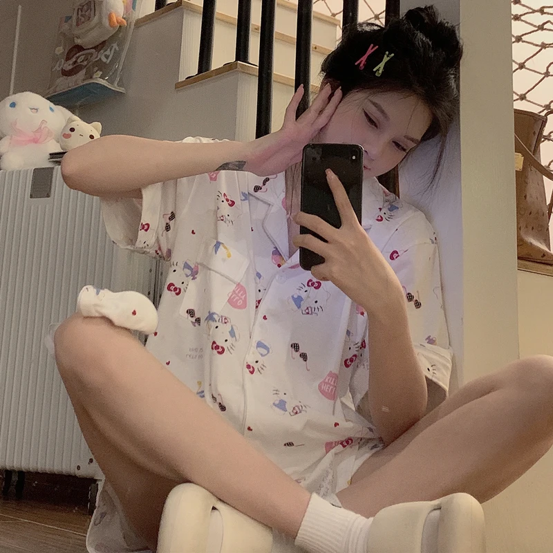 Sanrio New Hello Kitty Silk Pajamas Women's Cute Cartoon Casual and Comfortable Cool Breathable Lightweight Home Women's Pajamas