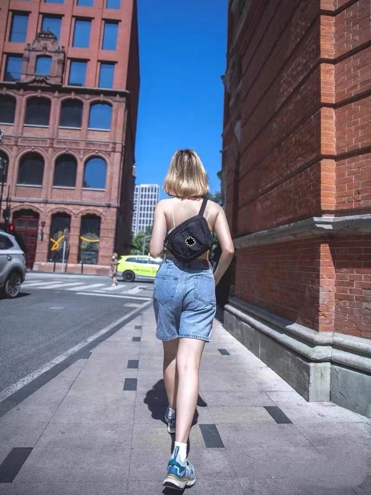 

Large Capaci Nylon Fabric Mantis Crossbody Bag Lightweight Durable Single oulder Bag for Sports Youth Faion Sle