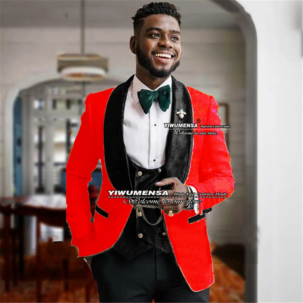 

Red Wedding Suits Black Velvet Lapel Vest 3 Pieces Mens Blazer Terno Masculino Grooms Smoking Business Dinner Party Tuxedo 2022