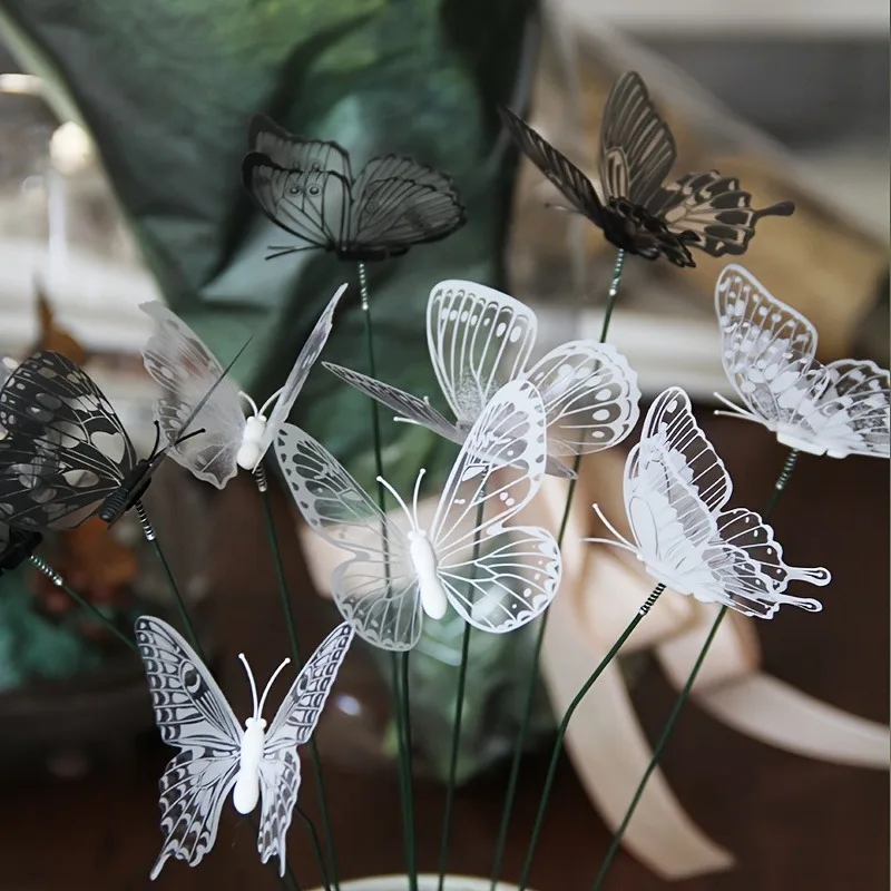 أوتاد حديقة PVC باللونين الأبيض والأسود على الطراز العتيق - ديكور فراشة واقعي لحفلات الزفاف، وديكور المنزل الخارجي، وديكورات الزفاف