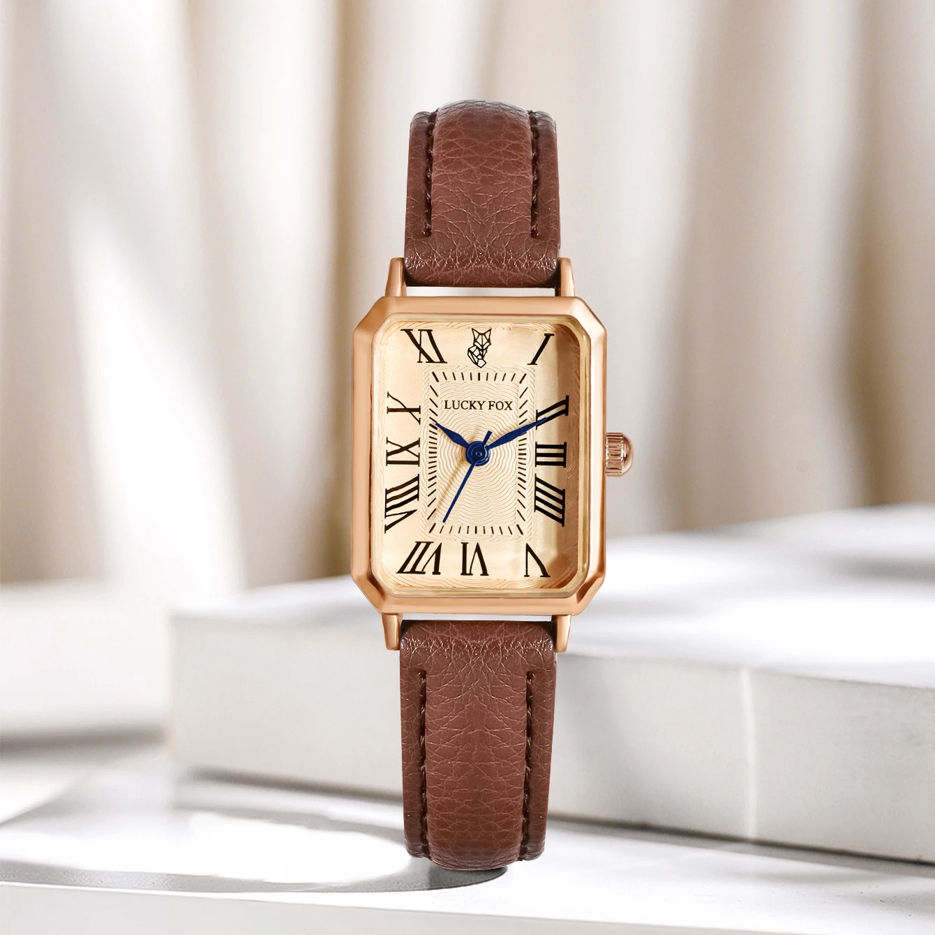 

Fashion Retro Digital Dial Casual Watches Square Leather Strap Fashionable Clock Quartz Wristwatch for Women Gift