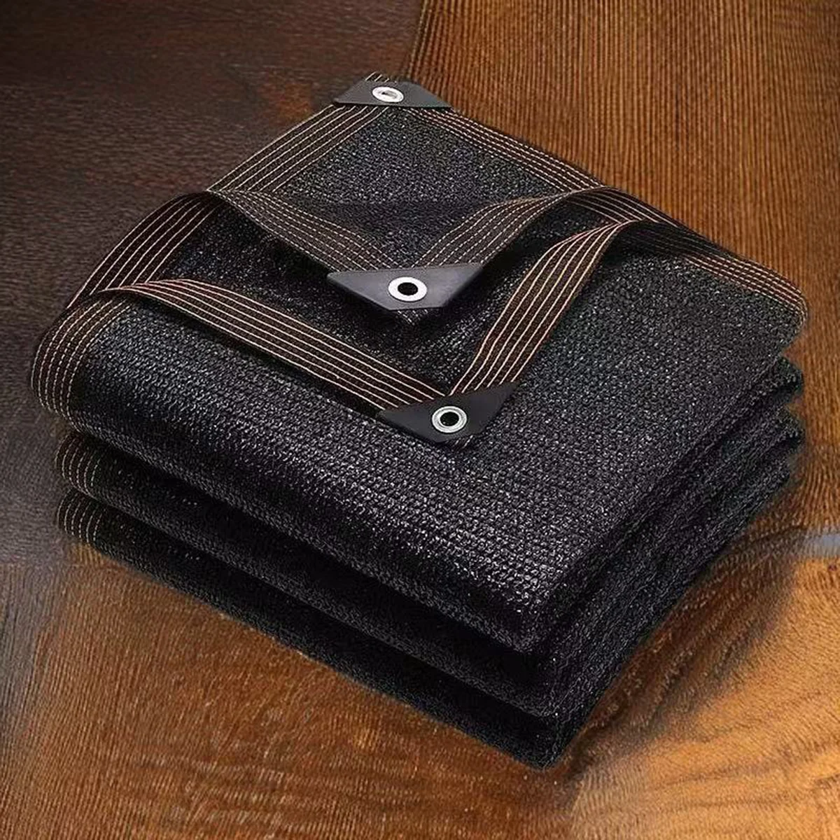 Tenda Parasole Moto Rete Nera Occhielli - usage example