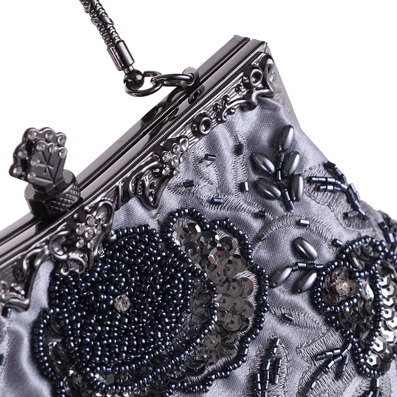 Lady Luxury Design Embroidery Floral Beading Handmade Clasp Handbag Female Victorian Style Evening Party Wedding Shoulder Bag