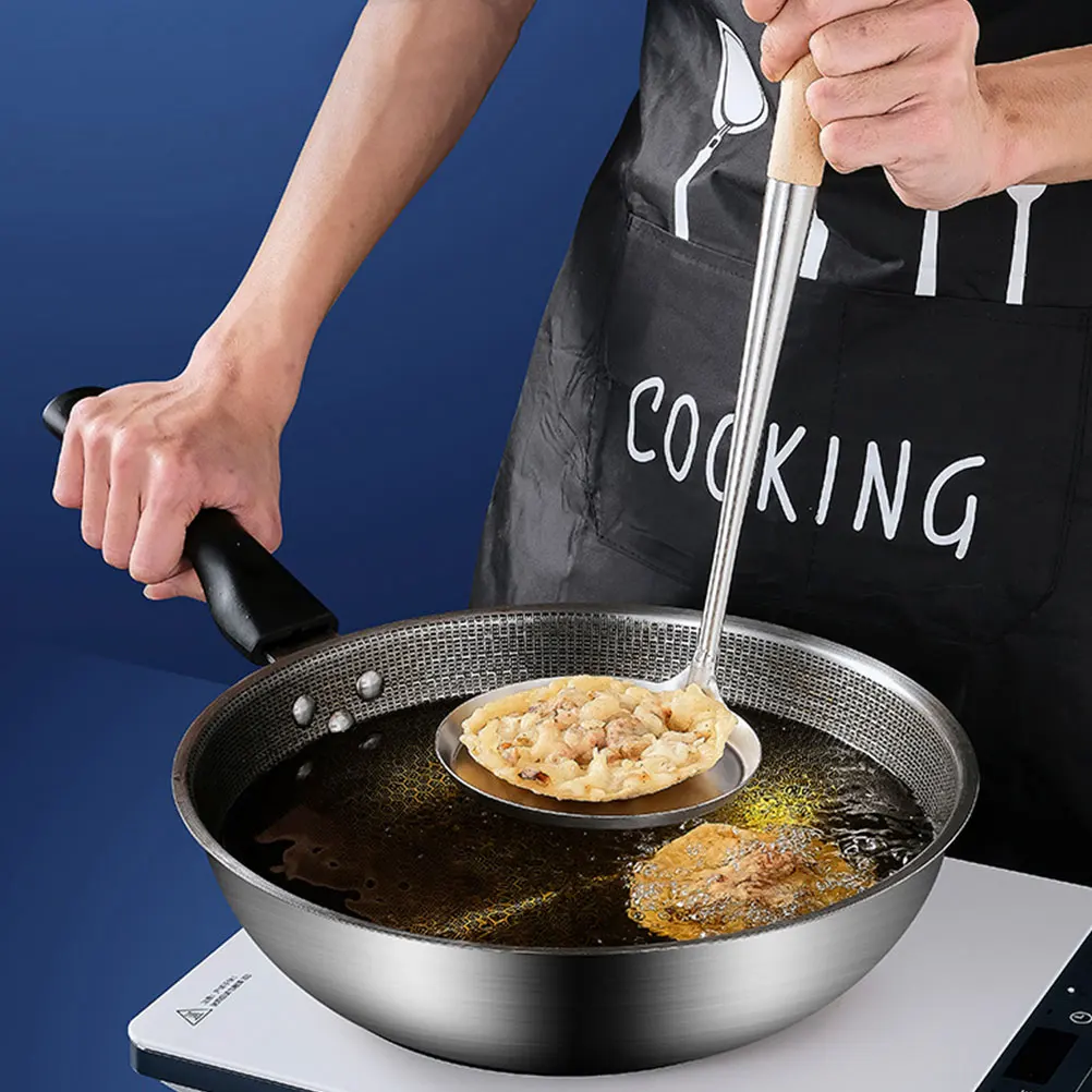 

Wood Handle Kitchen Frying Spoon Stainless Steel Snack Spoon Non-Stick Lightweight Cooking Tool for Fried Potato Cake and Pastry