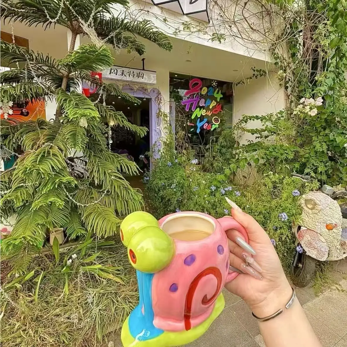 260ML Snail Shaped Ceramic Coffee Mug with Handle Cartoon Porcelain Milk Tea Cup for Kids Boys & Girls Cute Drinkware Gift