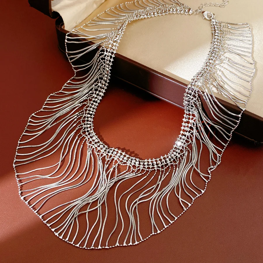 Italian Lace Tassel Necklace Wave Crown Style U-Shape Design  Geometric Elements Choker  Elegant Chic Party Evening Jewelry