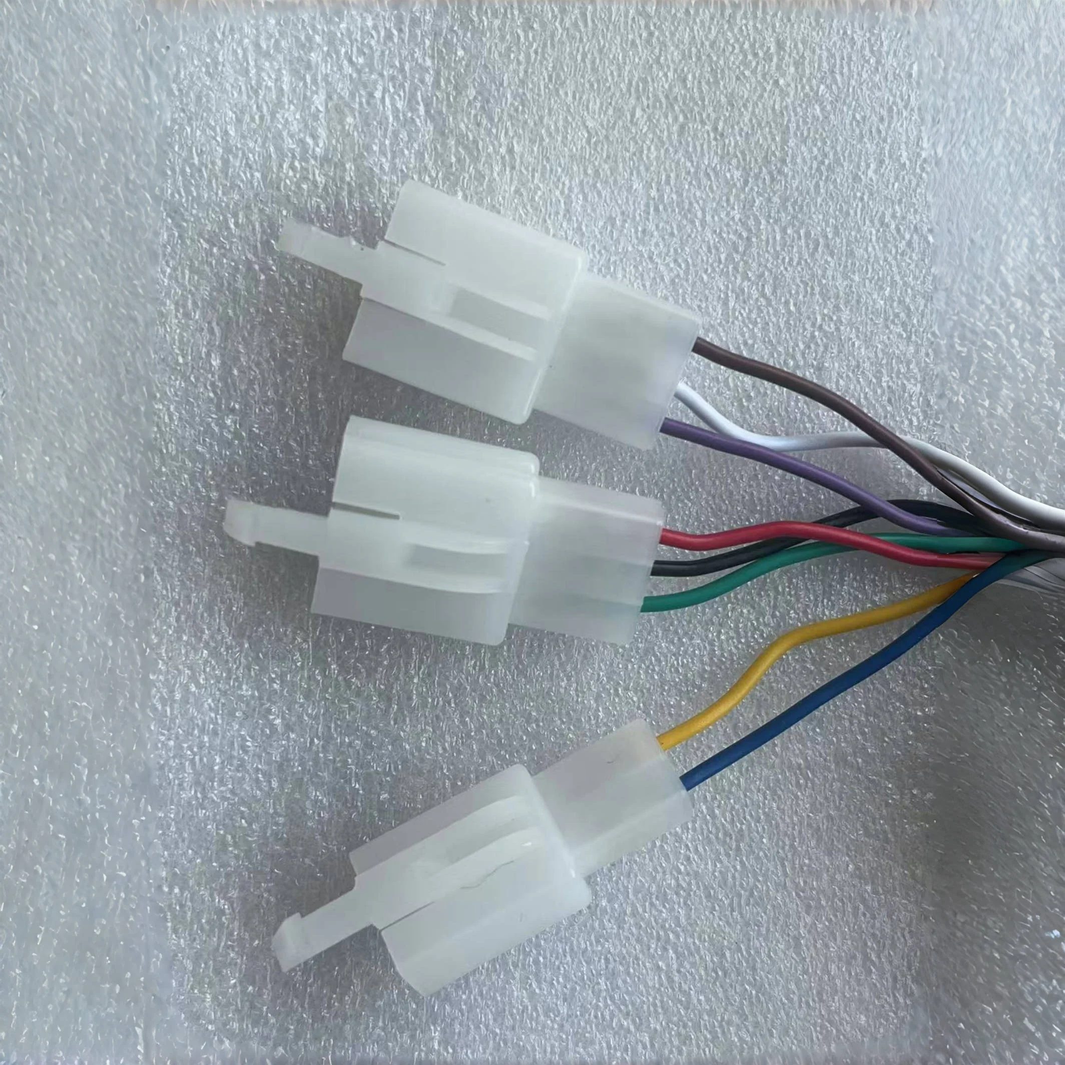 صمام خانق جديد للدراجة الإلكترونية ثلاثي السرعات لعام 2025 مع شاشة LED - 12 فولت-96 فولت للدراجة الكهربائية/السكوتر/الدراجة النارية 3 في 1 قفل الإشعال