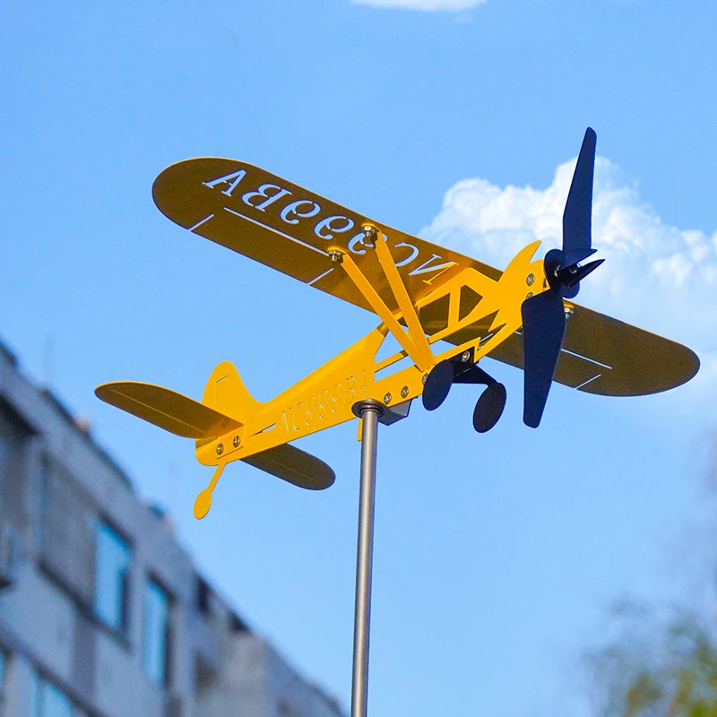 Aircraft model propeller rotating metal windmill, outdoor garden lawn wind vane, courtyard decoration ornaments