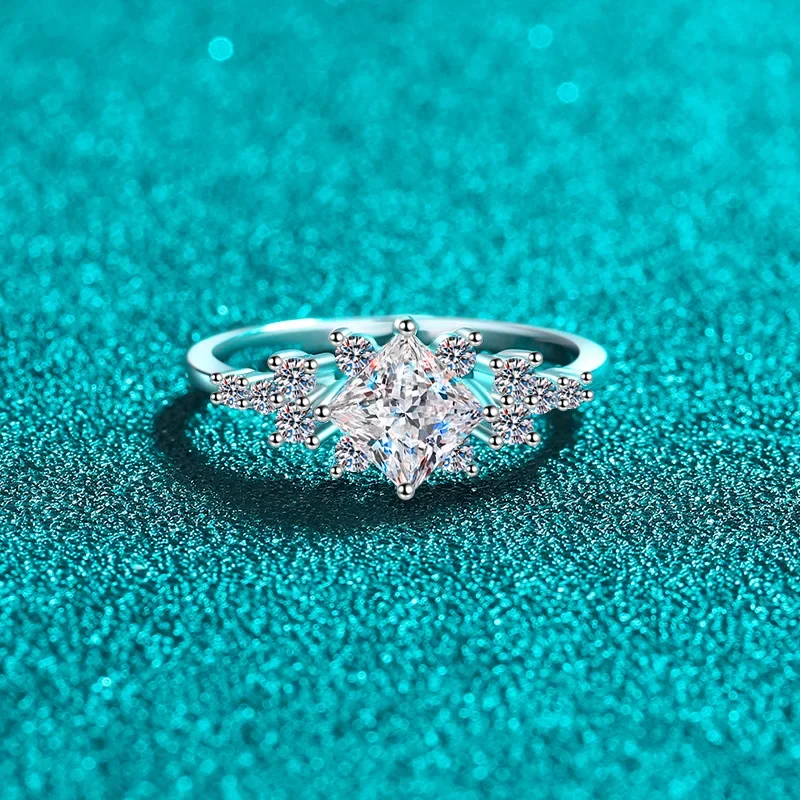 

HAIMAITONG Mozambique PT950 Platinum Ring, Women's Square Geometric Design, Light Luxury Gift for Girlfriend