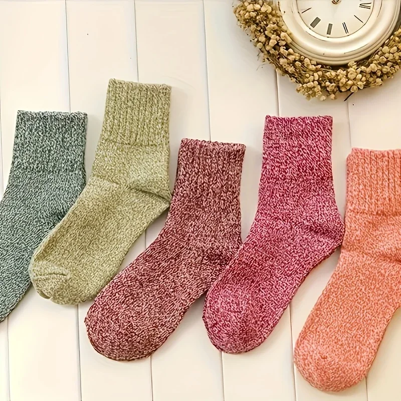 

5 pairs of autumn/winter new style thickened women's socks, retro ethnic style | Autumn/Winter Women's Style / Warm Long Socks