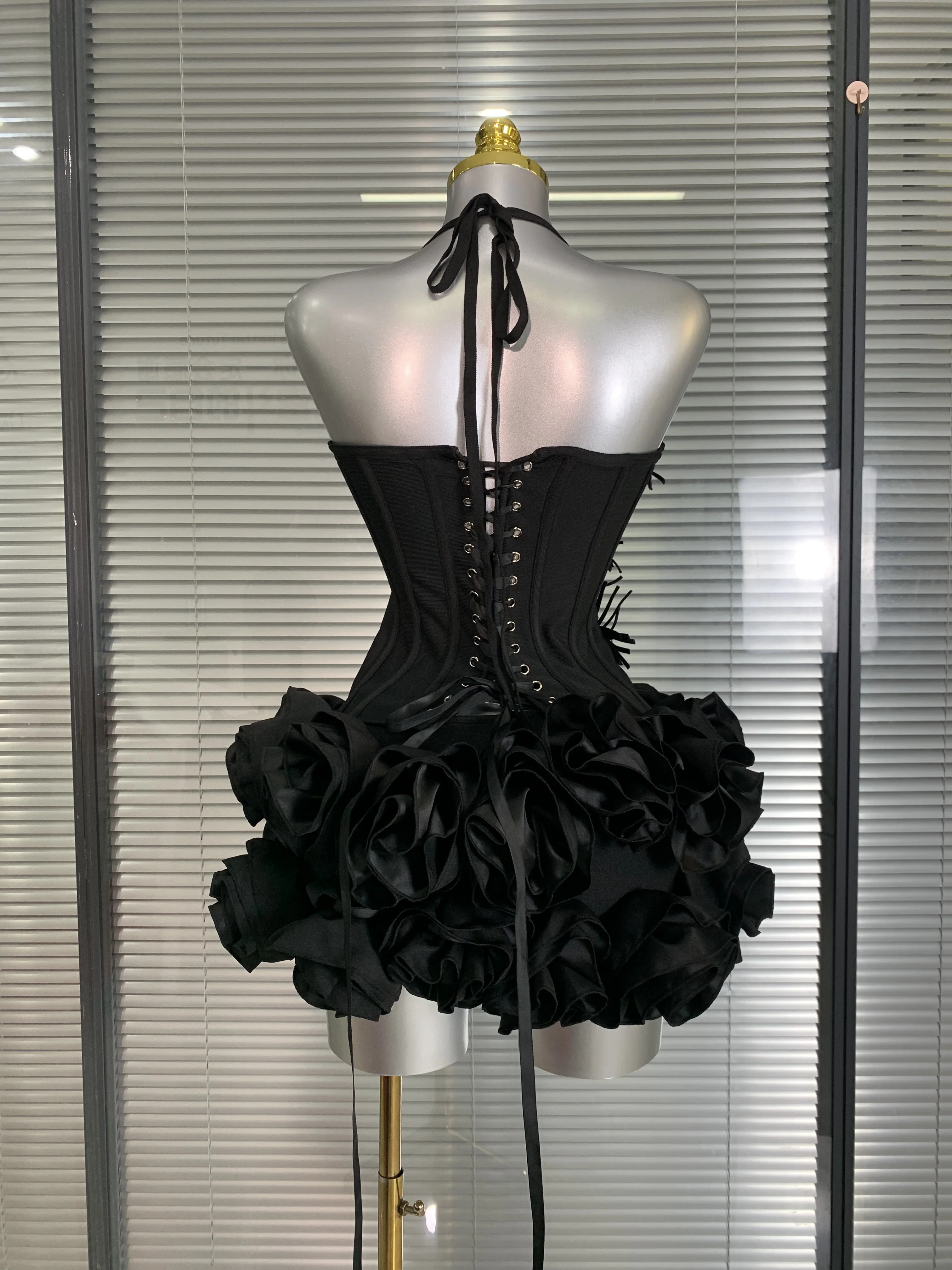 Vestido Nuove Donne Sexy Halter Fasciatura Due Pezzi Set Donne Affascinante Maglia Celebrity Allacciato Aderente Mini Fasciatura Gonna Abiti