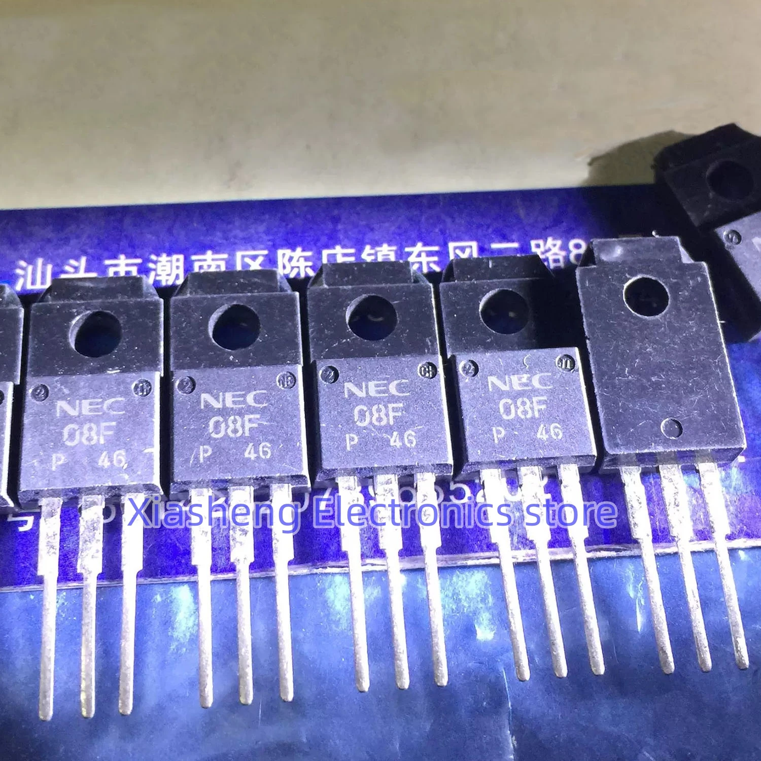 

New Original 10Pcs 08F AC08FSM AC08F TO-220F Thyristor In Stock Good Quality