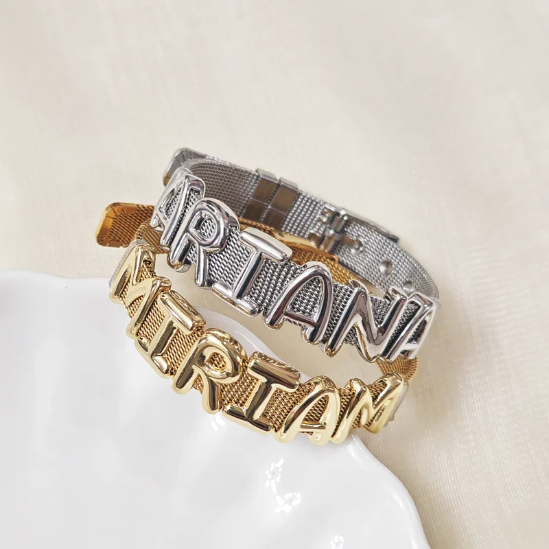 

Customized Bracelet, Personalized Grid Large Letter Necklace, Women's Valentine's Day Jewelry Gift