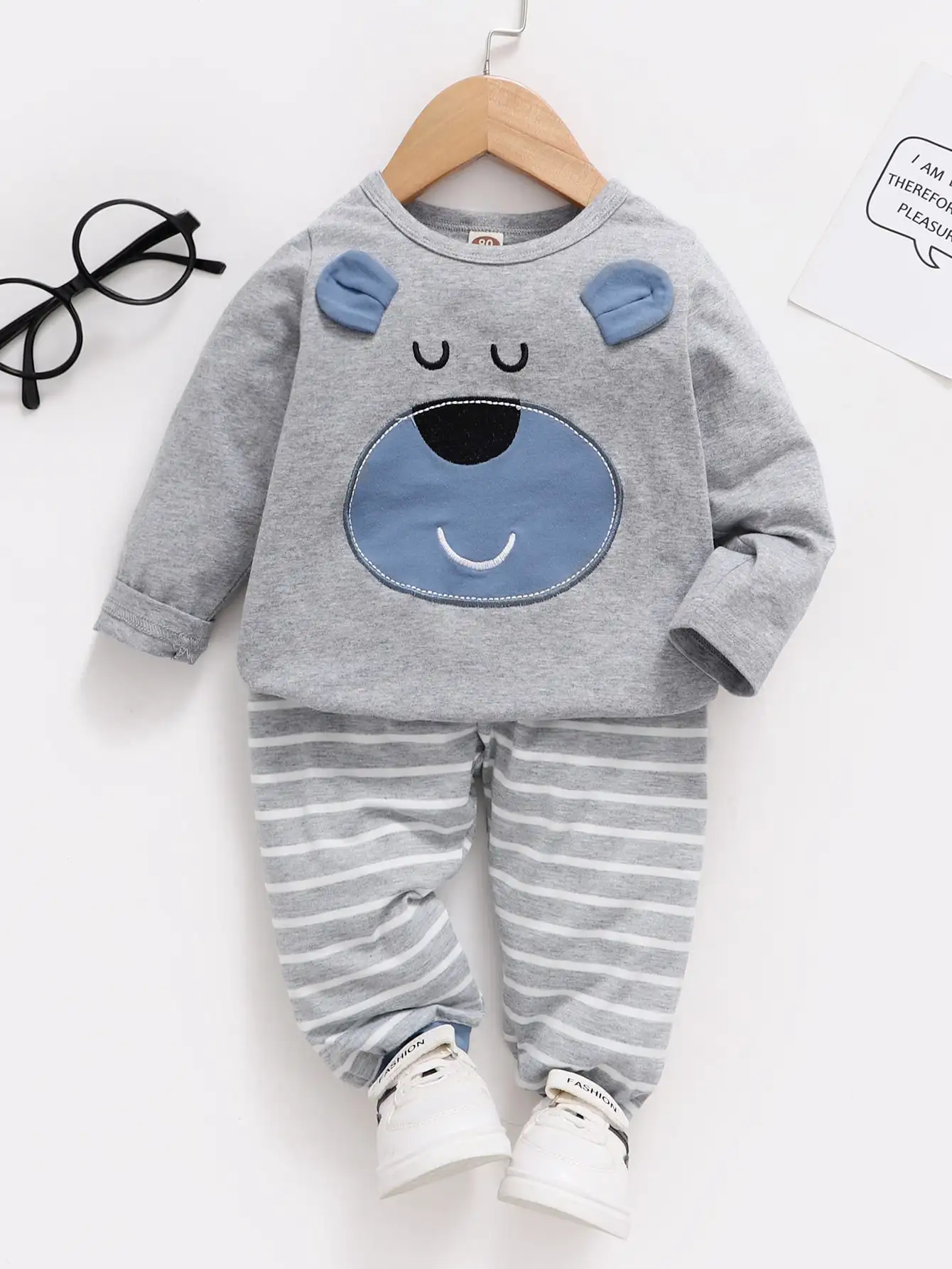 Spring And Fall Grey Suit For Boys And Girls Crew-Neck Long-Sleeved Bear Print Base Shirt With Contrasting Color Striped Bottoms