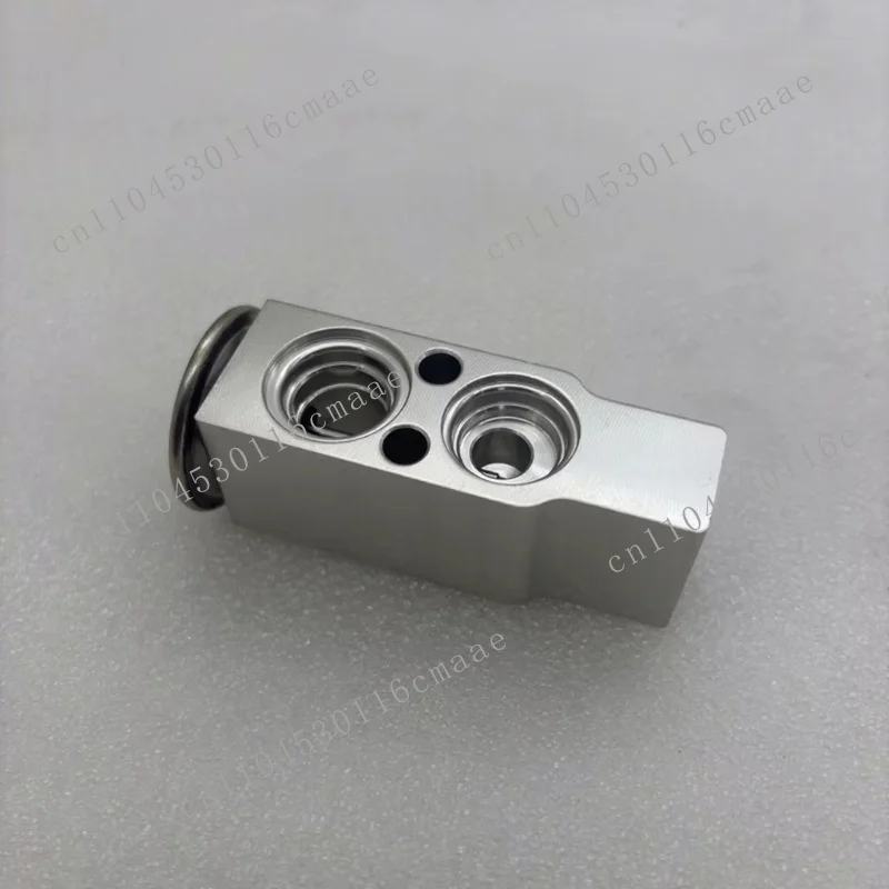 Excavator parts DX255 DX260 DX300 air conditioner expansion valve 410116-00099 41011600099 E41623-0550