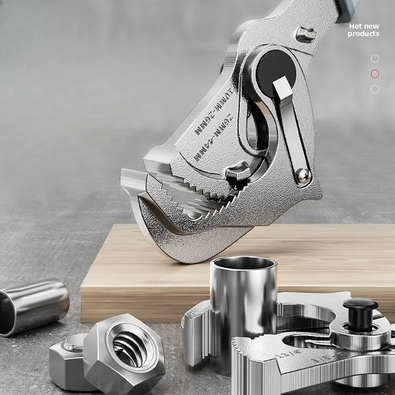 Universal Wrench Self Tightening Pipe Wrench Multi Function Quick Adjustable Tool