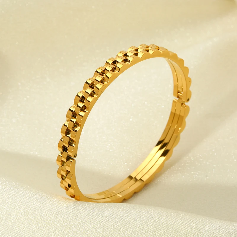 High Quality Three Layer Gear Bracelet 18K Gold Plated Stainless Steel Waterproof Exquisite Unique Jewelry Accessories for Women