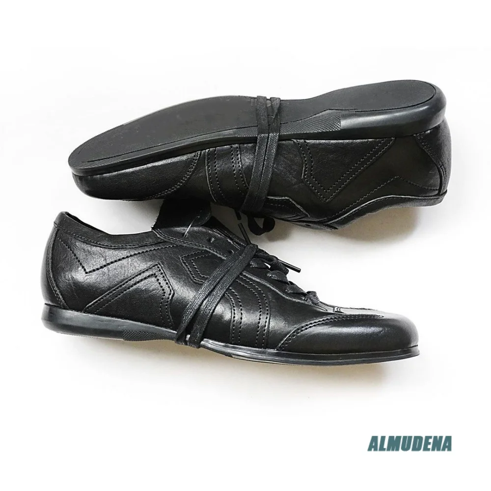 Retro Men Low Top Sneakers Fashion Lace Up Round Toe Flat Thin Sole Outdoor Spring Autumn New Comfort Daily Commute Casual Shoes