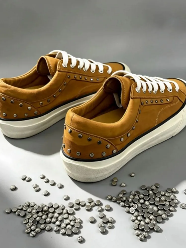 High Quality Mens Riveted Horsehide Sneakers Lace-Up Genuine Leather Retro Shoes Spring Autumn Low Cut Males Leisure Footwear