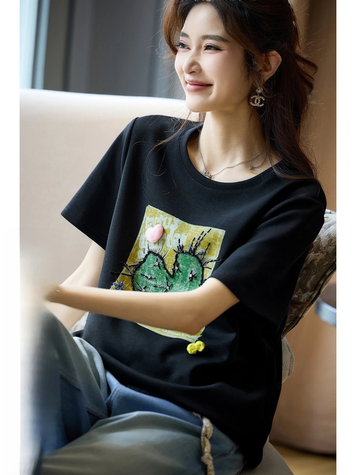 

Street Sle Beaded ort Sve T-irt Women's Spring 2026 New Large Size European Faion Printed Casual round Ne Top