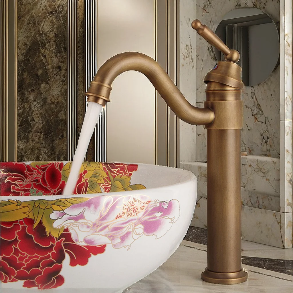 Factory Wholesale Traditional Classic Single Hole Single Handle Deck-mounted Antique Brass Ceramic Valve Core Bathroom Sink