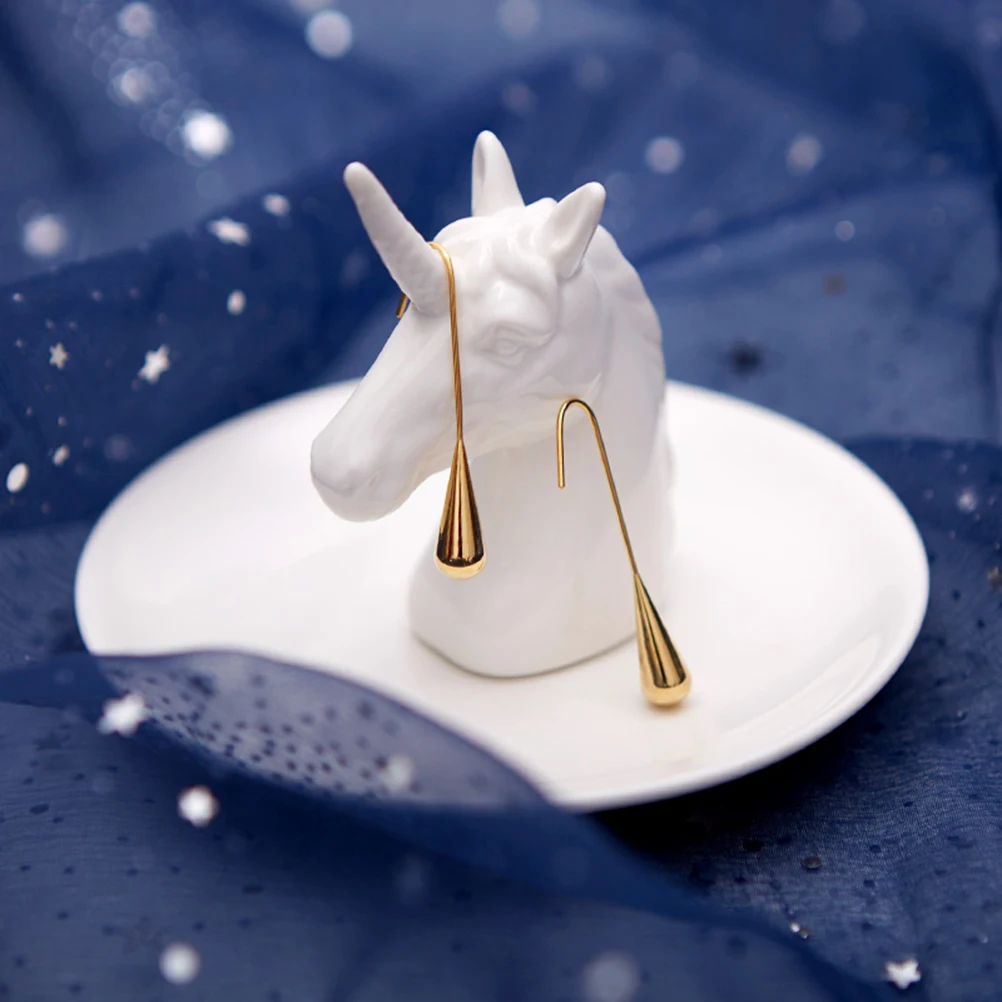 

Unicorn Jewelry Tray Ceramic Desktop Organizer Elegant Ring Holder Dish for Bracelets Earrings Necklaces Decorative Home