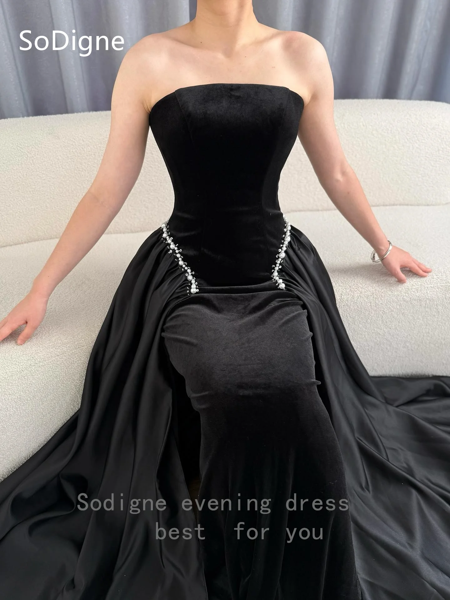 SoDigne Elegant Black Velvet Prom Dresses Strapless Sleeveless Pearls Party Dress A-Line Floor-Length Prom Gowns Customized