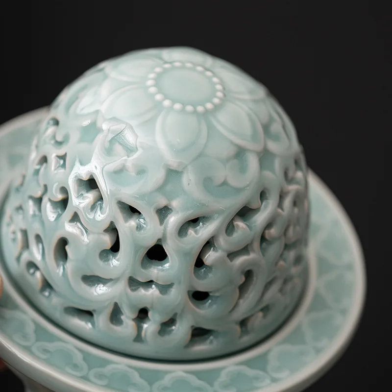 Celadon Interlocking Lotus Ceramic Incense Burner Antique Sandalwood Censer Zen Decor Household Tea Table Ornament