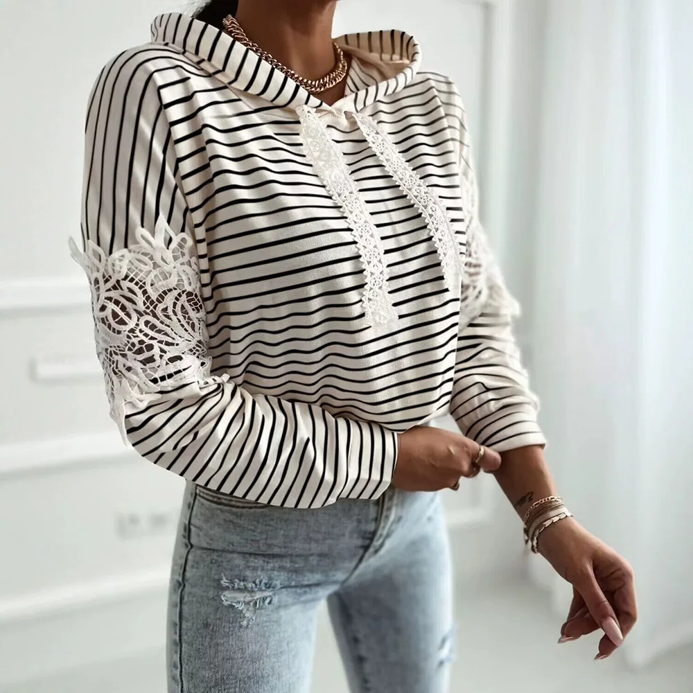 

Elegant Hoodies Women New 2024 Autumn Fashion Striped Contrast Floral Lace Patch Pullover Long Sleeve Casual Sweatshirt Female