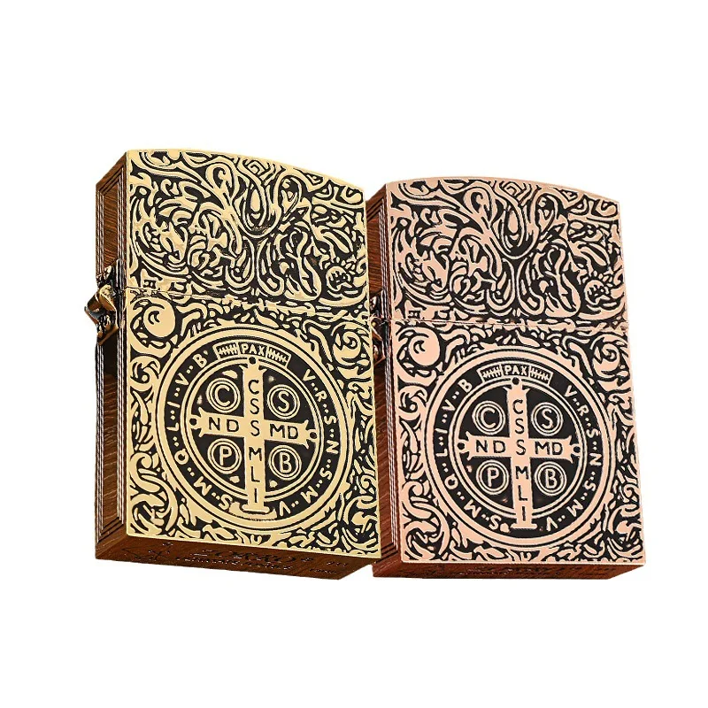 ولاعة الكيروسين الكبيرة من قسطنطين زورو، آلة درع، نقش بستة جوانب مرجحة وموسعة، هدية رجالية راقية