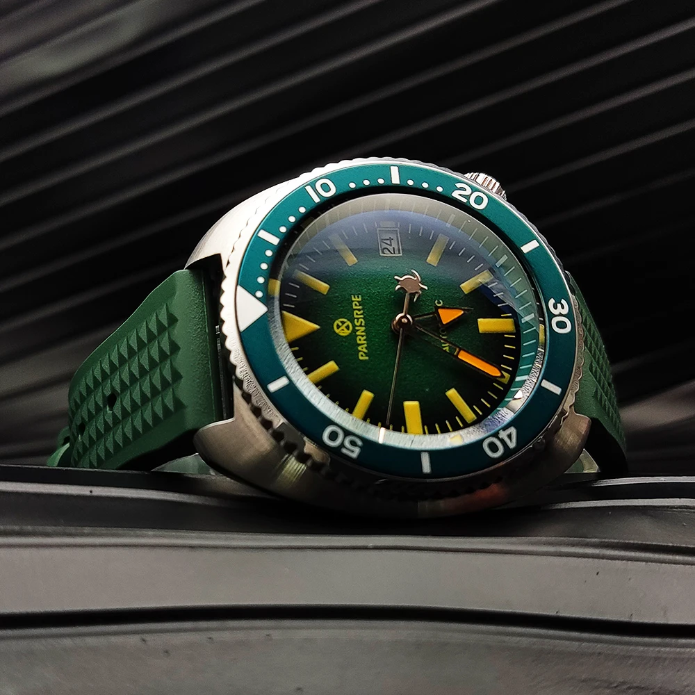 PARNSRPE Diver\'s Luxury Men\'s Watch Small Abalone Automatic Mechanical Watch Japan NH35A Movement Aseptic Dial Sapphire Glass