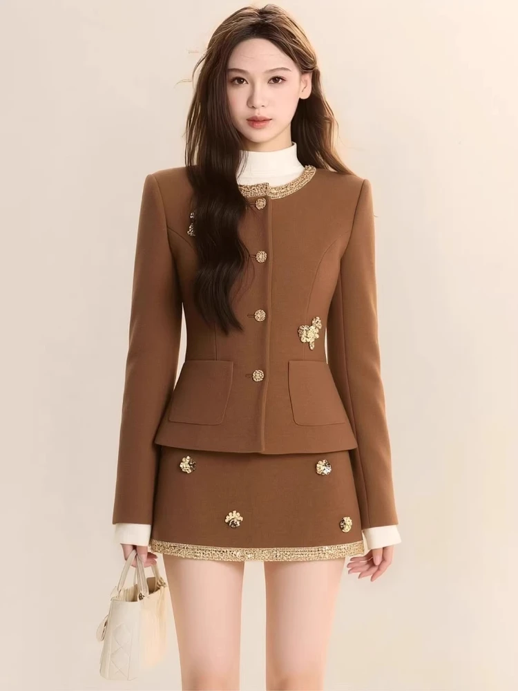 

2025 New 2-Piece Set Women Retro Beaded Rhinestone Splicing Slim Jacket High Waist Skirt Elegant Office Suit Fall/Winter Outwear
