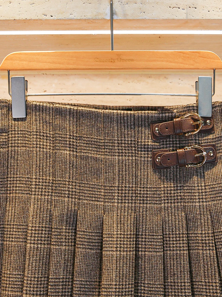 تنورة قصيرة مطوية عالية الخصر من إم هوم نان يو بنمط مربعات صغيرة على طراز الكلية للنساء من ألياف البوليستر