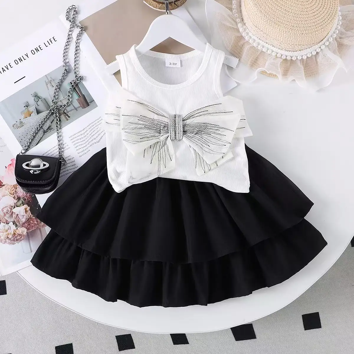 

2025 New Children's Clothing European and American Girls White Bow Shirt + Black Cake Skirt Two-piece Set 2-7Y ﻿