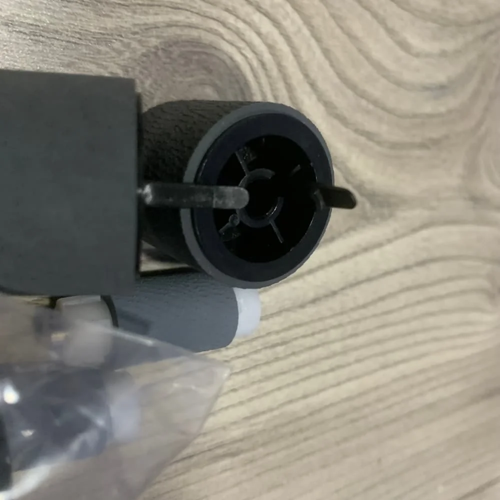 

JC90-01032A JC90-01107A JC93-00310A JC73-00340A Pickup Separation Roller for Samsung M3320 M3325 M3370 M3375 M3820 M3825 M3826