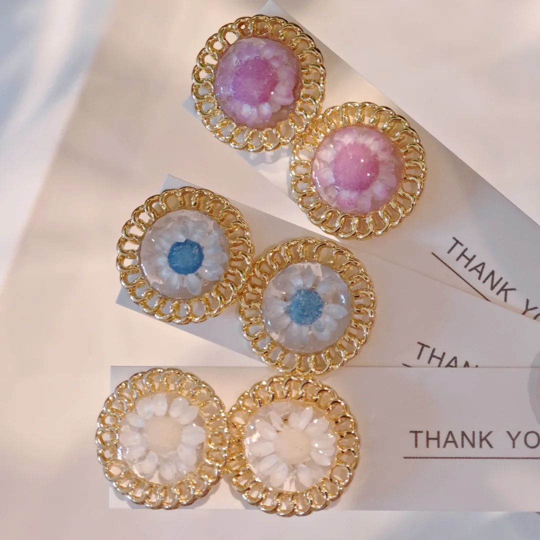 

3271, оптовая продажа, серьги ручной работы ярких цветов с ромашками, настоящие серьги с сушеными цветами, вечный рынок, креативный подарок на Рождество и день рождения