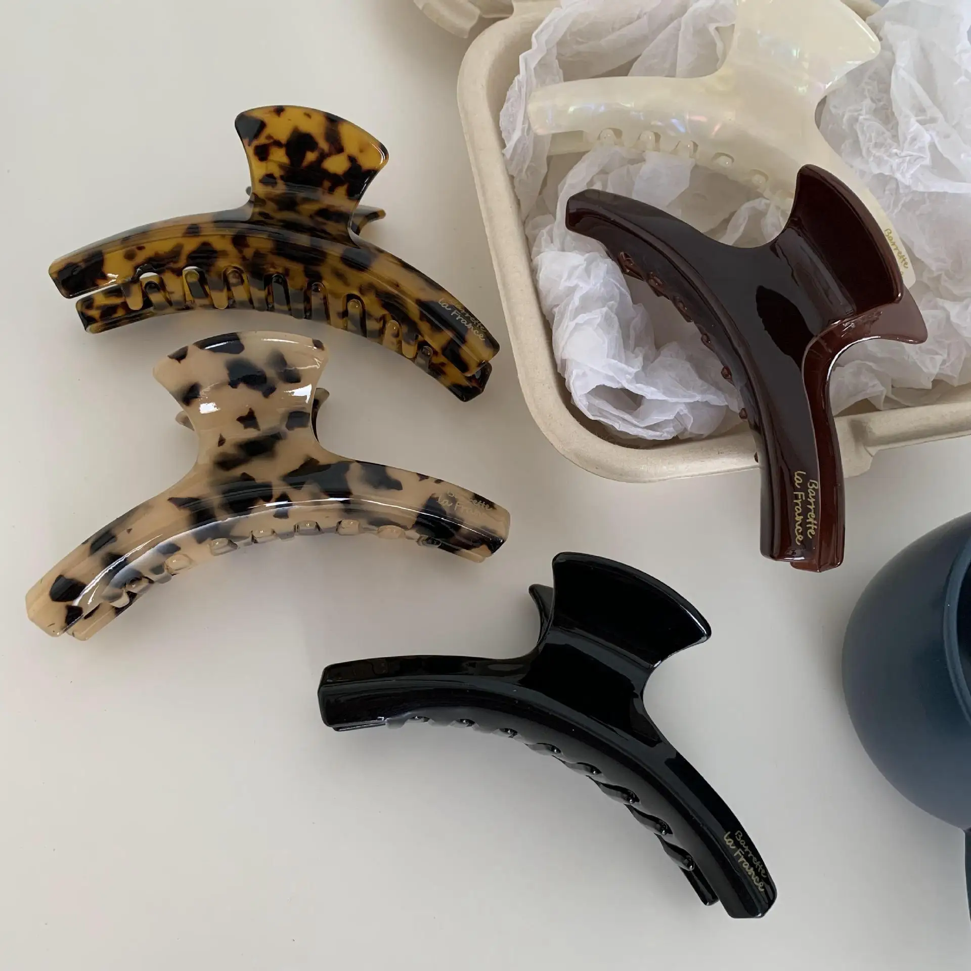 Hair Claw Clip Acetate Leopard Tortoiseshell Large Curved Strong Grip Back Head Girls Daily Soft Portable Premium Cute