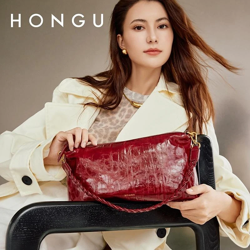 

HONGU Hot Selling Women Red Dumpling Wrap High-Quality Cowhide Leather Lightweight Pleated Shoulder Bag Waterproof H51756141